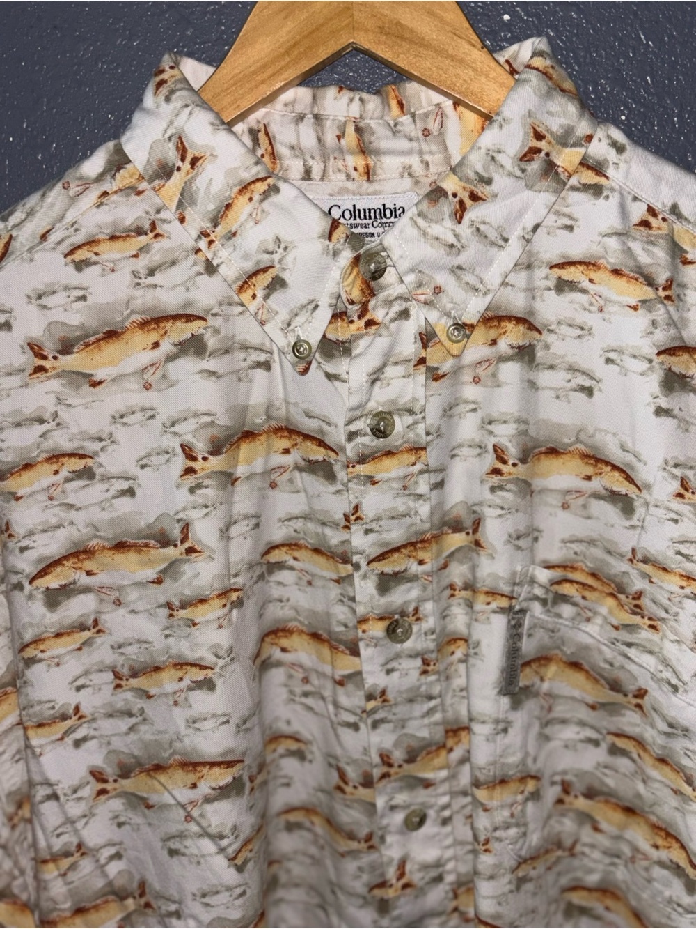 Columbia Short Sleeve Button-Up Shirt with Fish Print